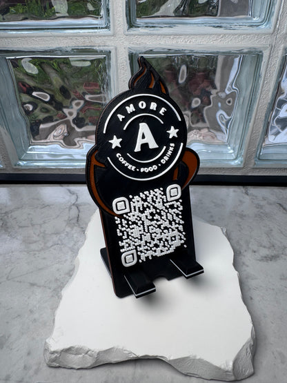 Soporte con Logo y QR Code